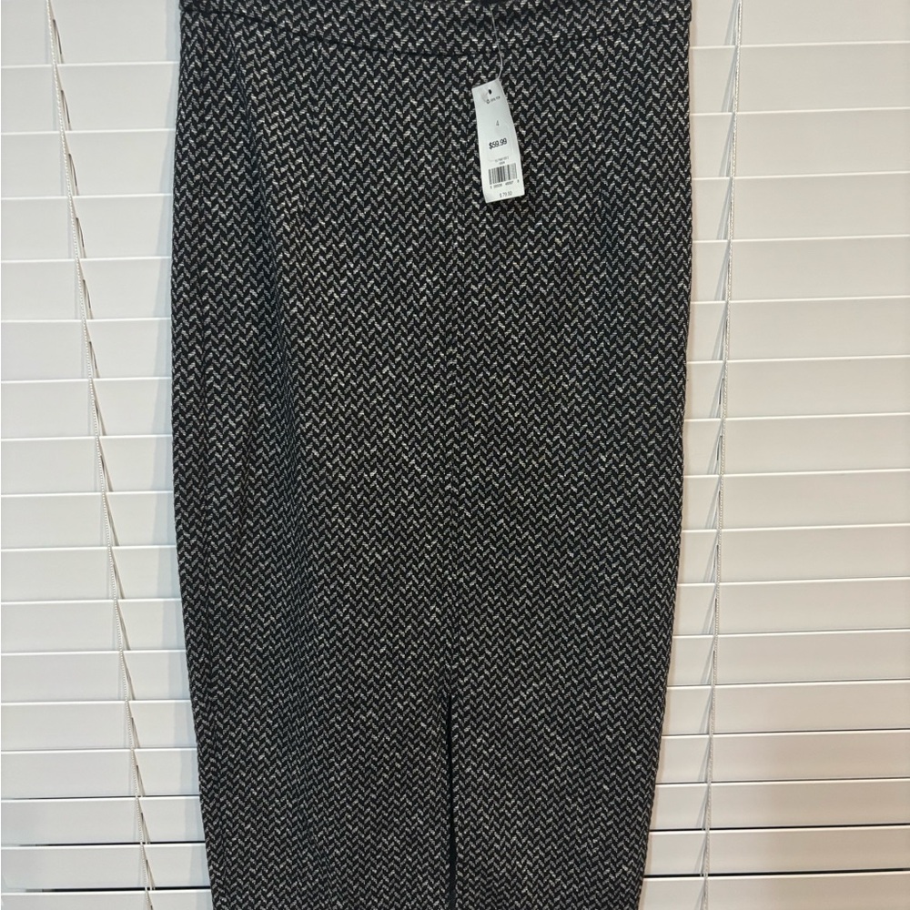 Banana Republic Black and White Pencil Skirt